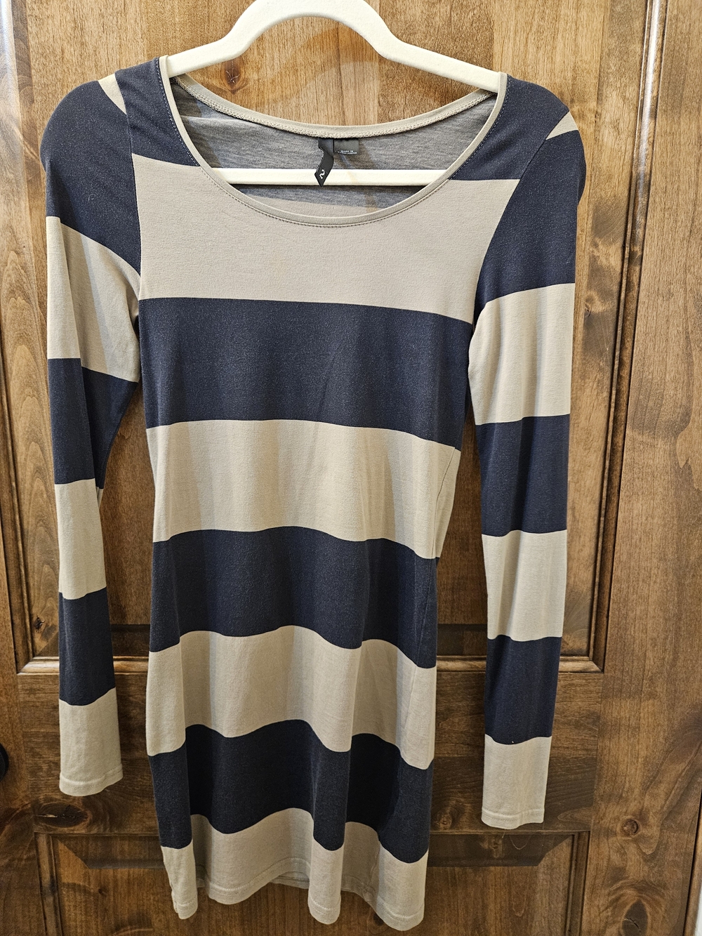Striped Long Sleeve Scoop Neck Dress - Navy and Tan
